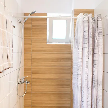 Olympia Superior At Lambi Apartman Kosz