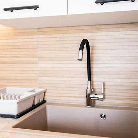 Olympia Superior At Lambi